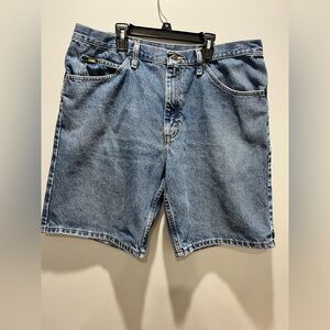 Men's Lee relaxed fit denim jean shorts classic five-pocket design,Size 38
